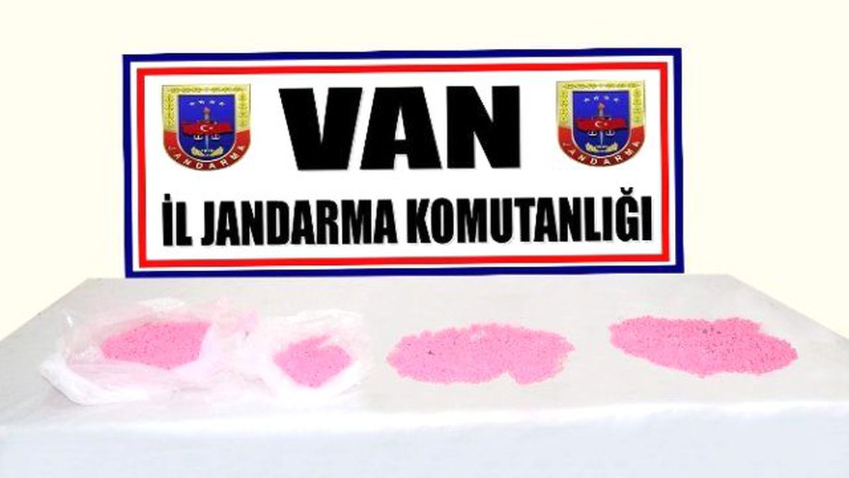 Van\'da Jandarmadan Uyuşturucu Operasyonu