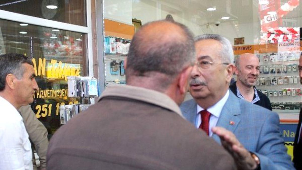 Zeki Çakan\'dan Esnaf Çıkarması