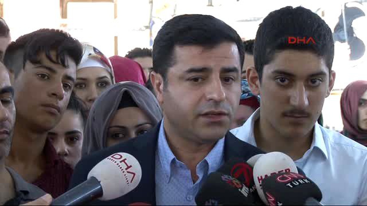 2 Demirtaş Kapısına Polisin Gelmesini Anlattı, Erdoğan\'a Cevap Verdi