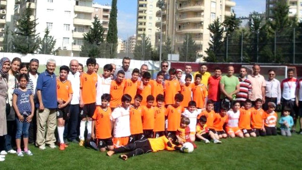 Adanaspor Gençlere Emanet