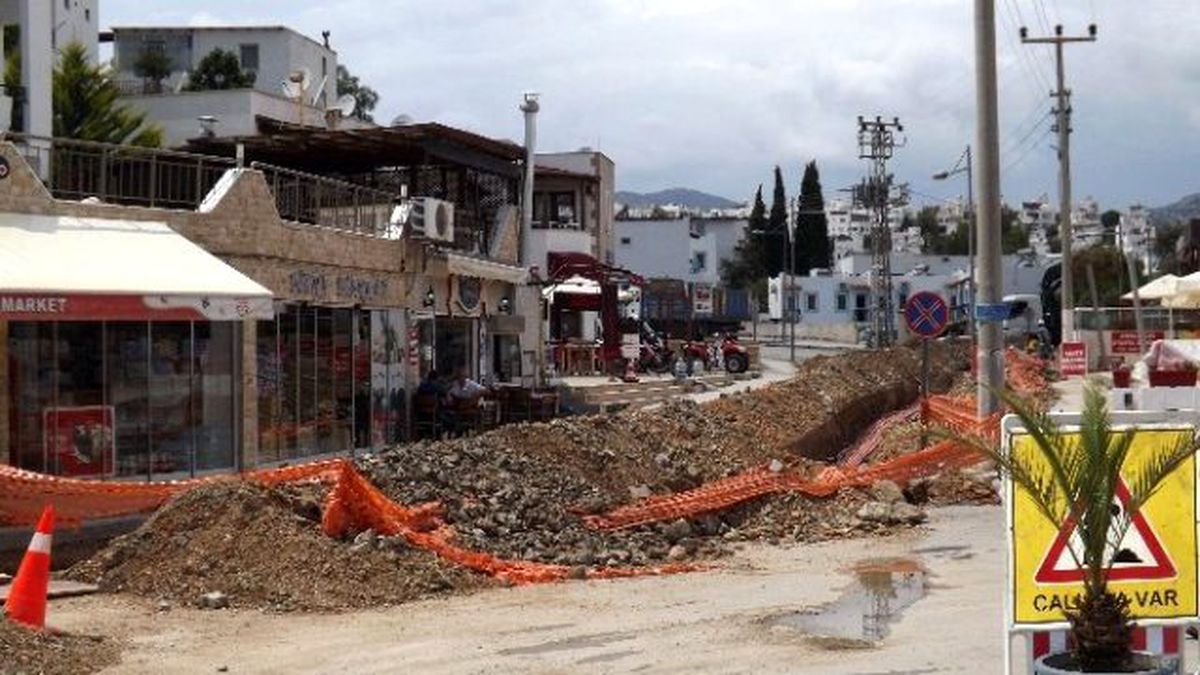 AK Parti Bodrum İlçe Teşkilatı Gümbet Esnafı ile Buluştu