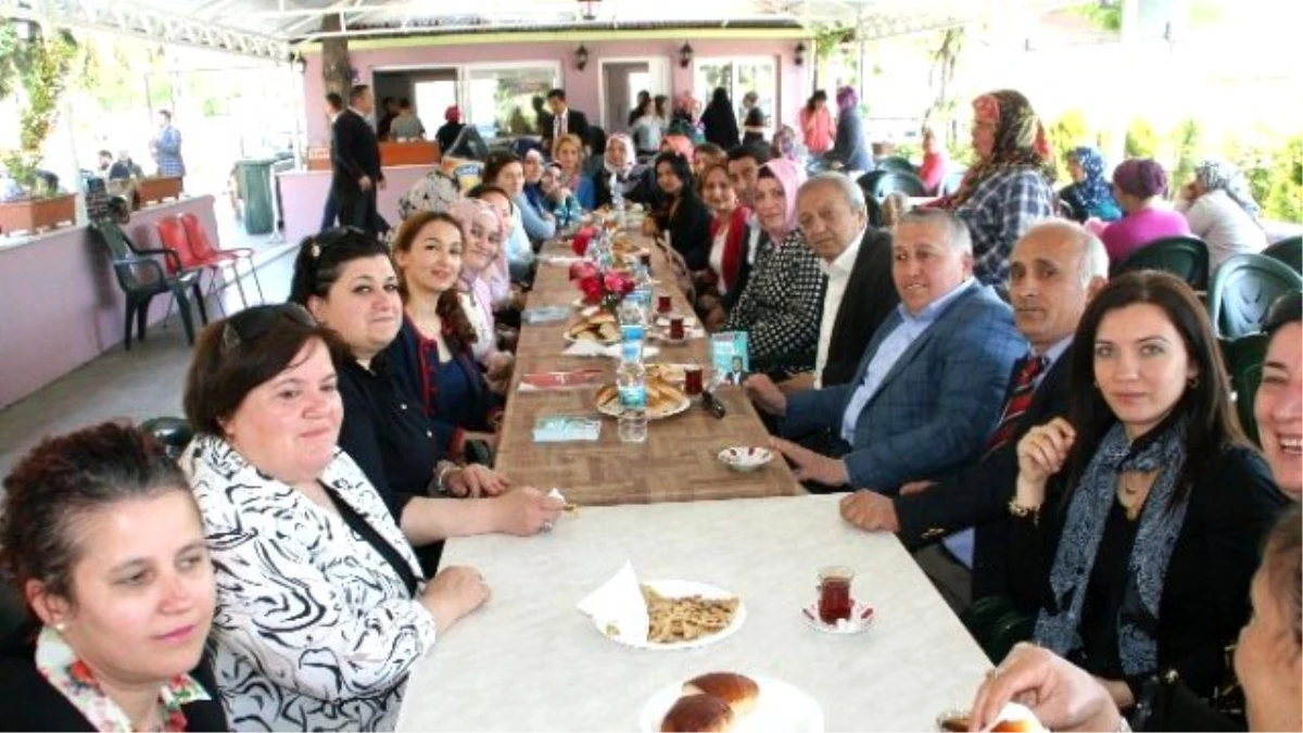 AK Parti Zonguldak Milletvekili Emine Çift Devreklilerle Buluştu