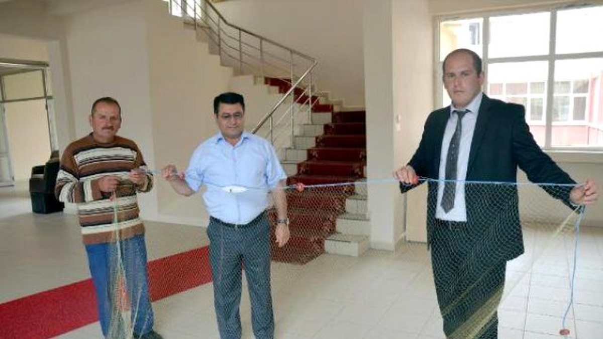 Balık Ağlarına \'Yunus Kovucu\' Cihaz
