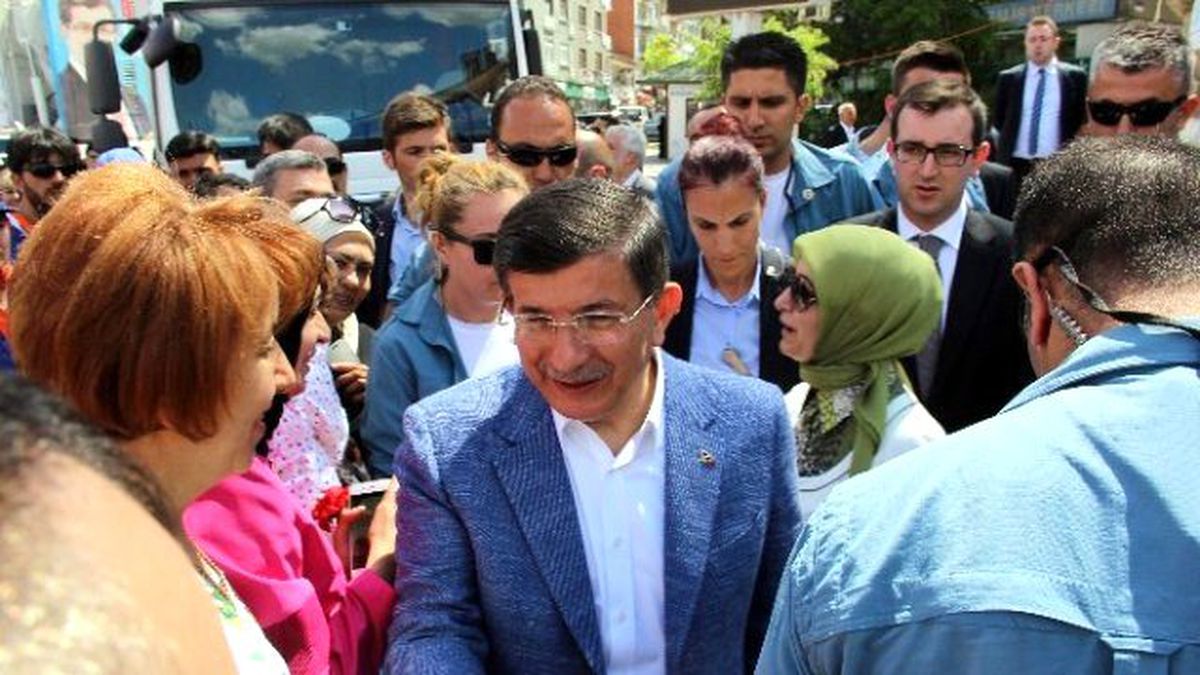 Başbakan Davutoğlu Kütahya\'da