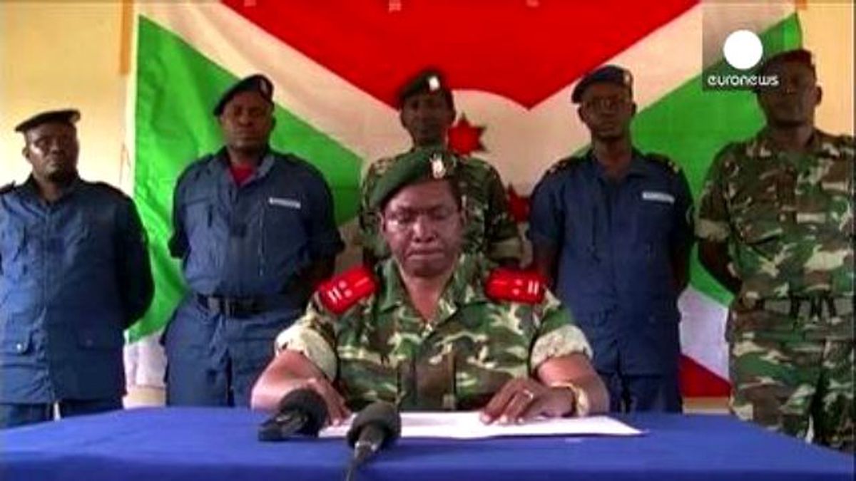 Burundi\'de Askeri Darbe Binlerce Kişiyi Sokağa Döktü