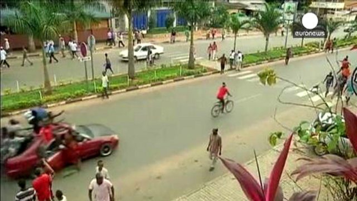 Burundi\'de Darbe İddiası: "Halk Zafer Çığlıkları Atıyor"