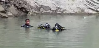 Çoruh Nehri'ne Düşen İşçiyi Arama Çalışmaları Sürüyor