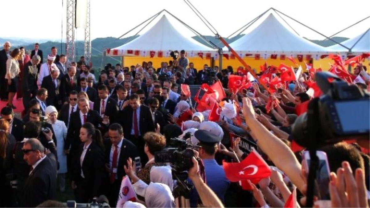 Cumhurbaşkanı Erdoğan, Preze Kalesi Camii\'nin Açılışını Yaptı