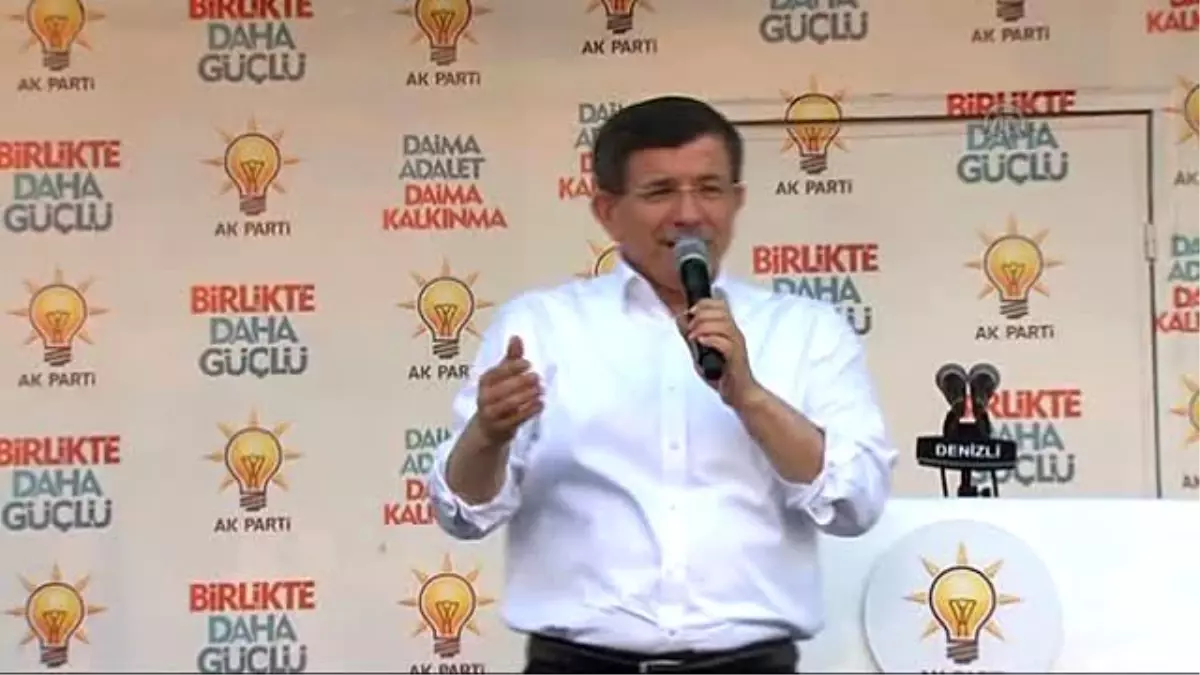 Davutoğlu: "Paralelciler Darbeye Kalkıştığında Pusuda Tilki Gibi Beklediler"