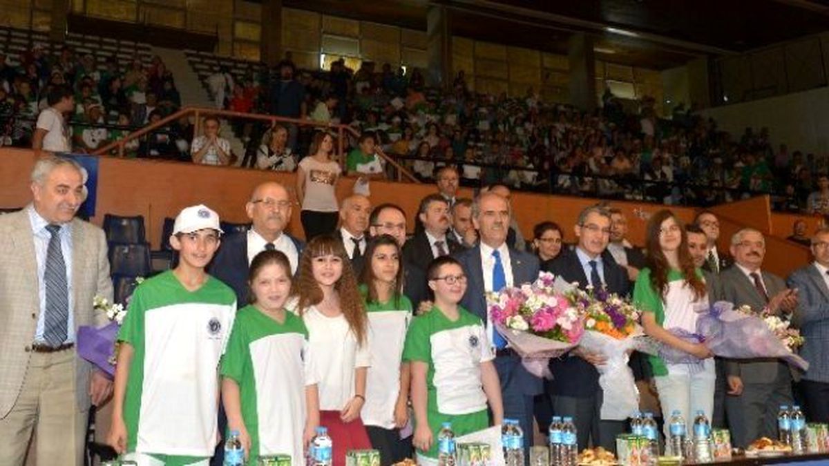 Engelli Çocuklar Spora Doydu