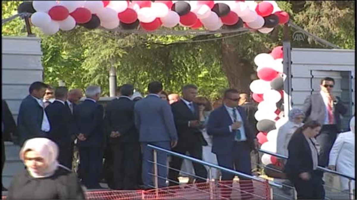 Erdoğan, Tiran Namazgah Camii\'nin Temel Atma Törenine Katıldı
