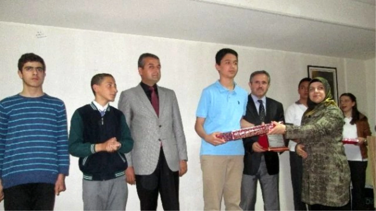 Fen Lisesi\'nde Matematik Yarışması Ödül Töreni