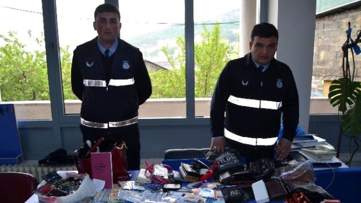 Her Şeyimizi Unutuyoruz