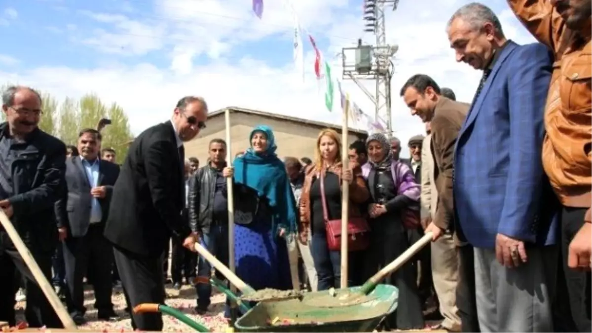 İpekyolu Belediyesi'nden Taziye Evi Yapımı