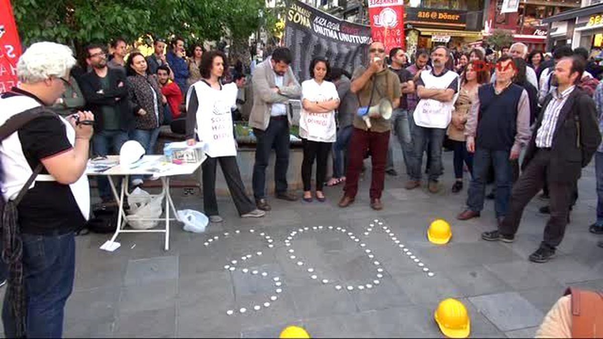 Kadıköy\'de Soma İçin Yürüyüş...