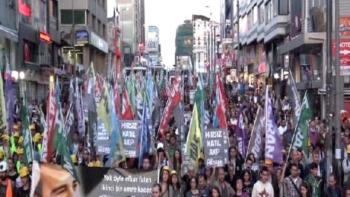 Kadıköy\'de Soma İçin Yürüyüş...