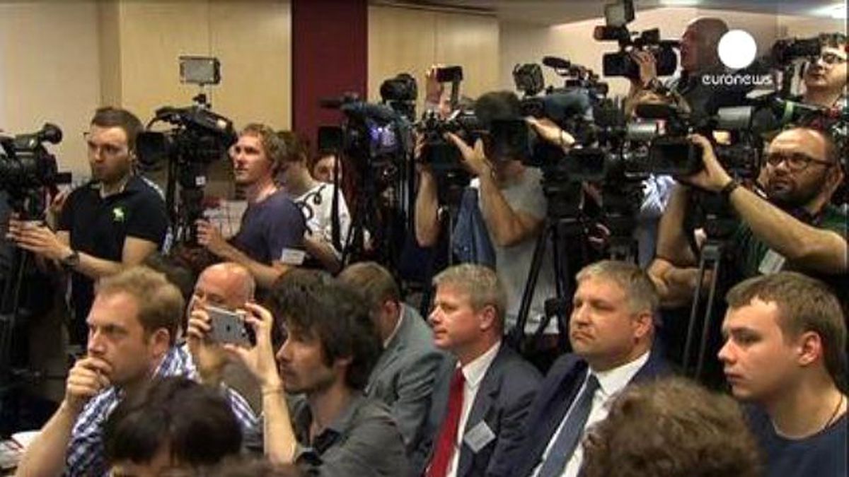 Öldürülen Rus Muhalif Nemtsov\'un "Putin.savaş" Raporu Yayınlandı