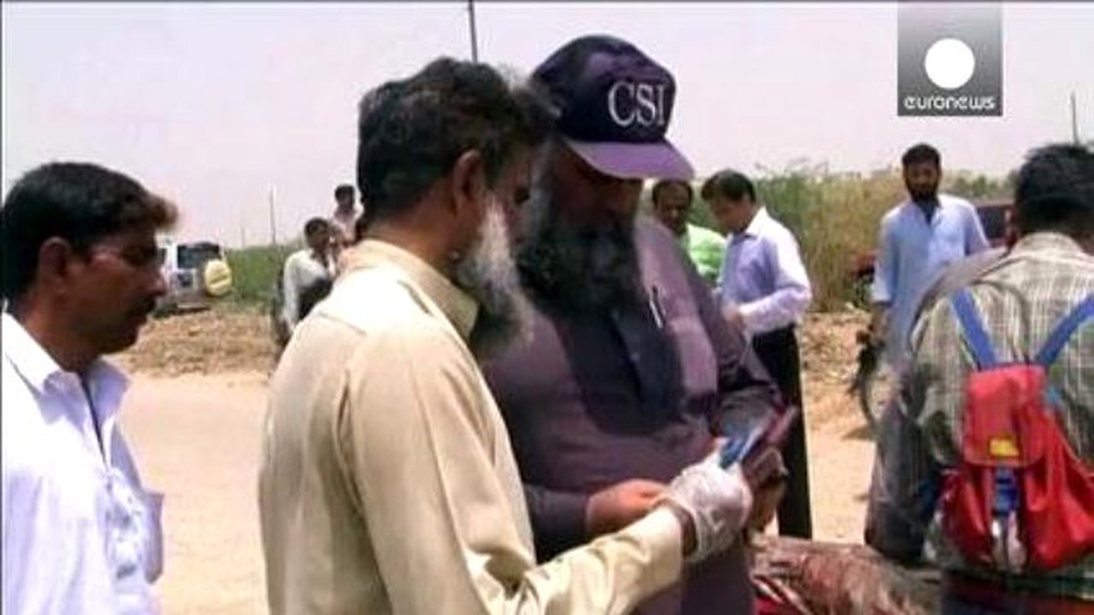 Pakistan\'da Yolcu Otobüsüne Kanlı Saldırı