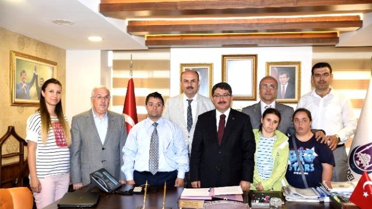 Şehzadeler\'in Çiçeklerini Özel Öğrenciler Yetiştirecek