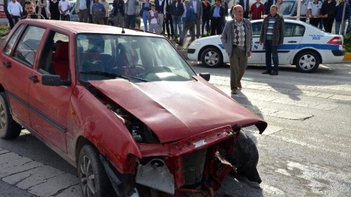Tosya\'da Trafik Kazası: 5 Yaralı