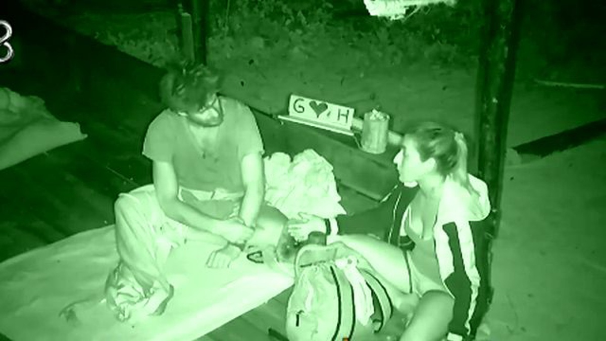 Ünlüler Adasında Gece, Kabusa Döndü! Hakan ve Berna Birbirine Girdi!