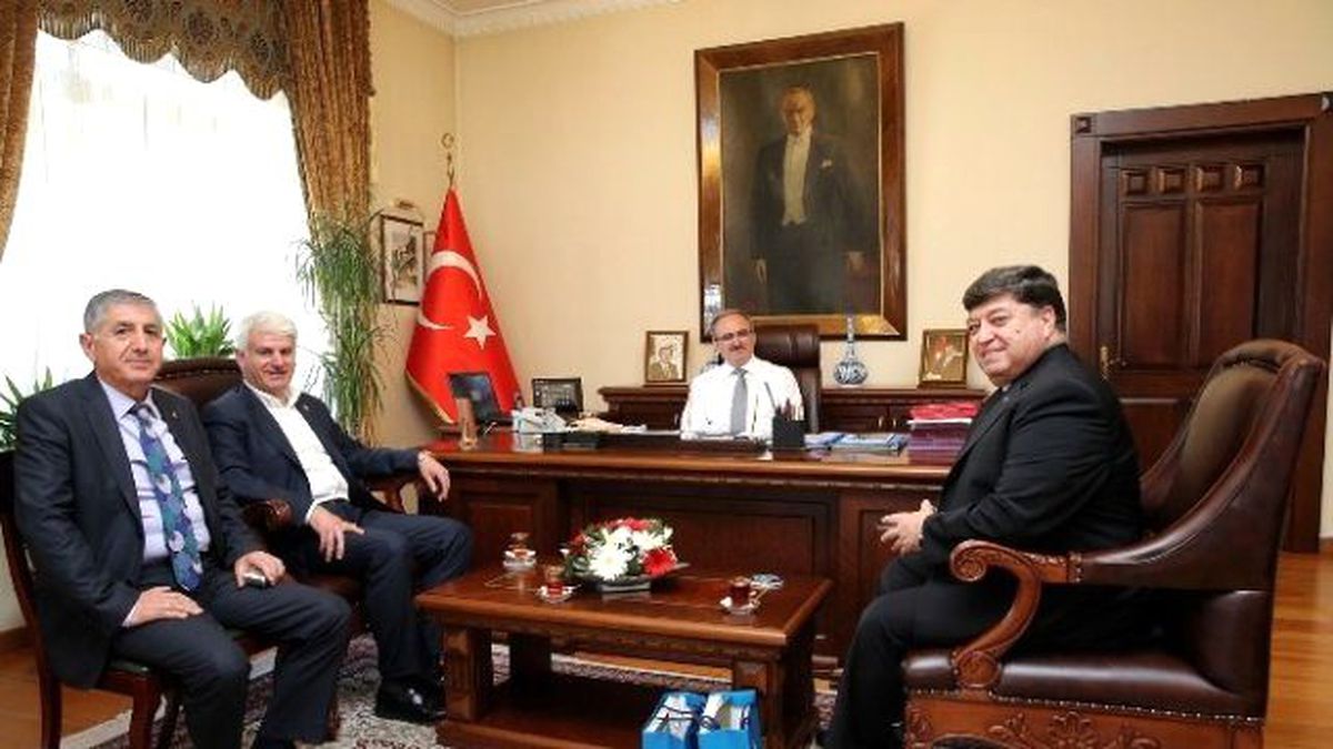 Vali Karaloğlu: "Bursa Üzerine Düşeni Her Zaman Yerine Getirir"