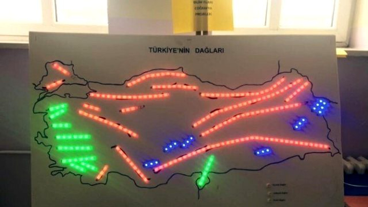 Ardahan\'da "Tübitak Bilim Fuarı" Açıldı