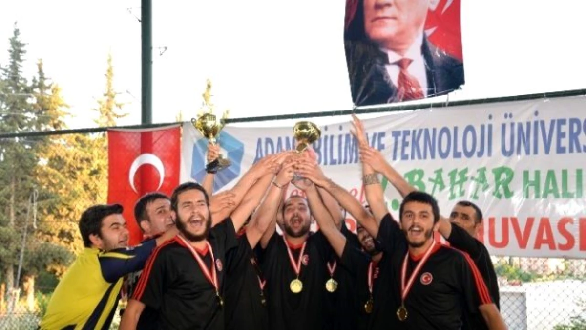 Adana Btü 2. Bahar Halı Saha Futbol Turnuvası\'nda Real Mardin Şampiyon