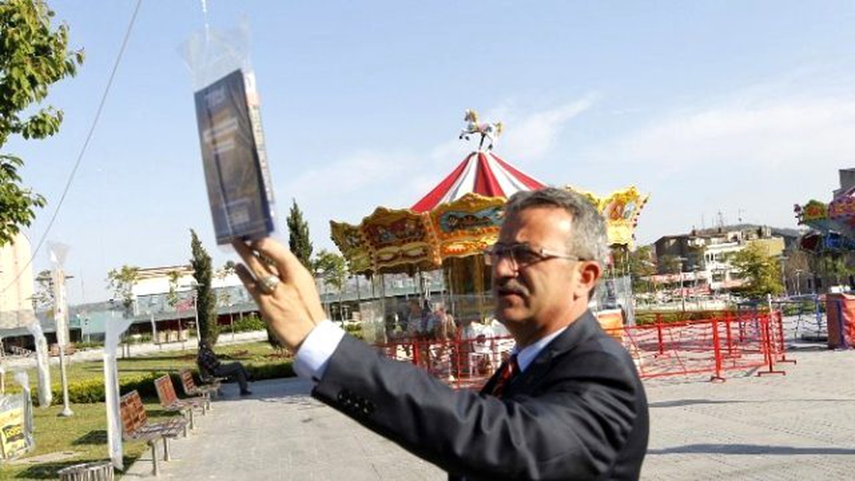 Bahar Gebze\'ye Kitaplarla Geldi
