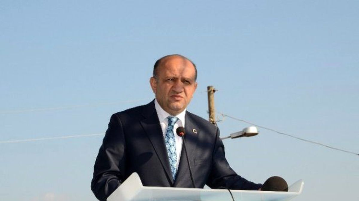 Bakan Işık: "Dilde Yozlaşma Kültürde Yozlaşmayı Getirir"