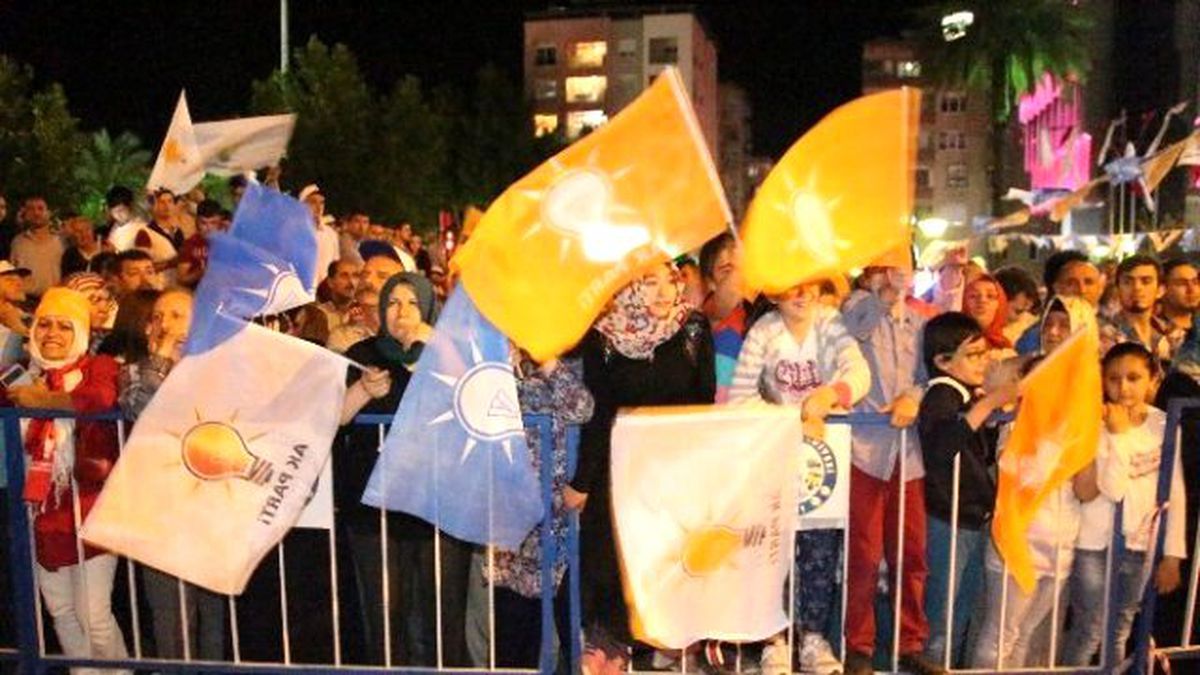 Başbakan Davutoğlu\'ndan Nazilli\'ye Müjde