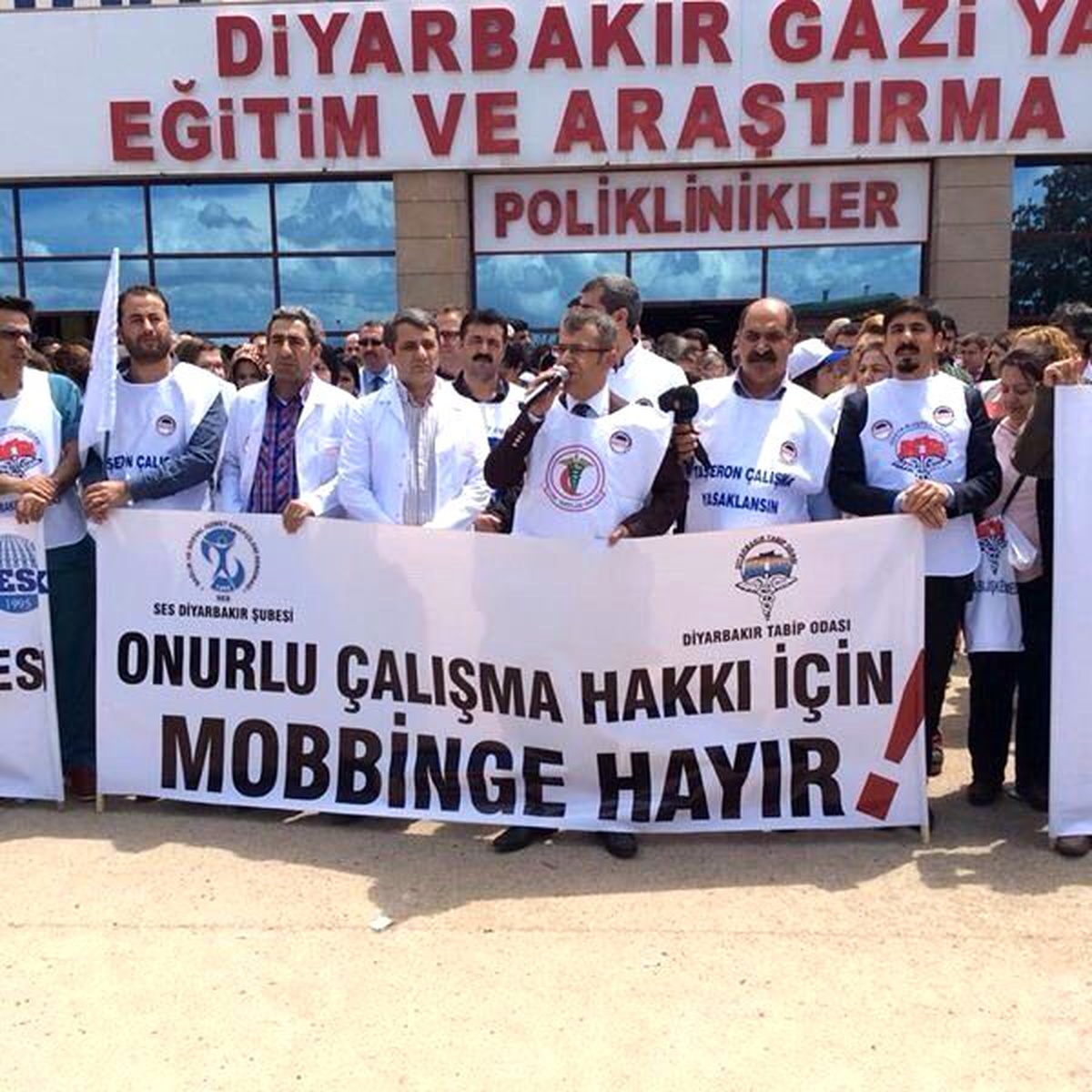 Gökalp\'ten Anadilde Sağlık Hizmeti Açıklaması