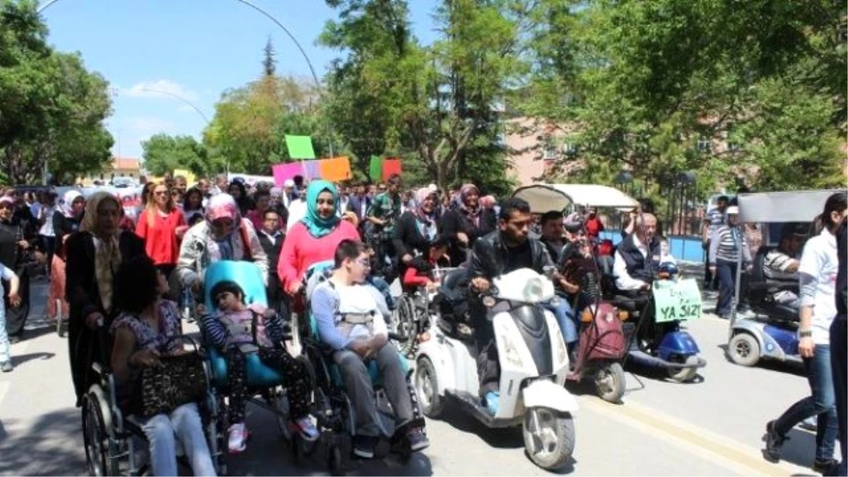 Karaman\'da Engelliler Haftası Kutlaması