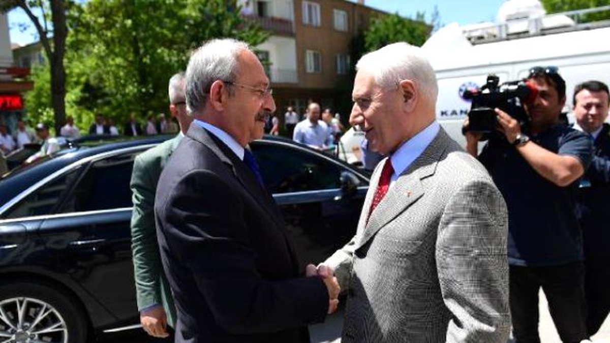 Kılıçdaroğlu\'ndan Ekşi\' Ye Taziye Ziyareti- Yeniden