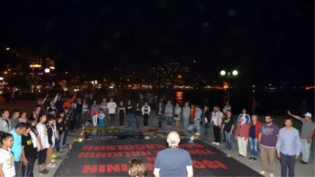 Kuşadası'nda Soma Faciası Anma Etkinliği