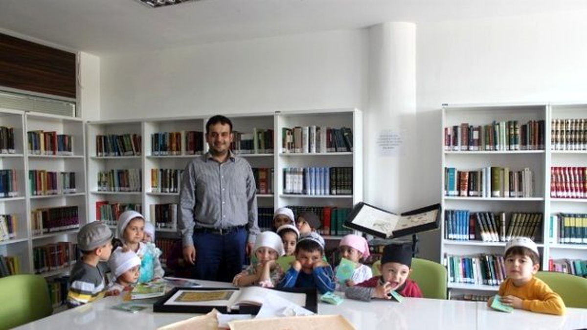 Minik Öğrencilerden Akademiye Ziyaret