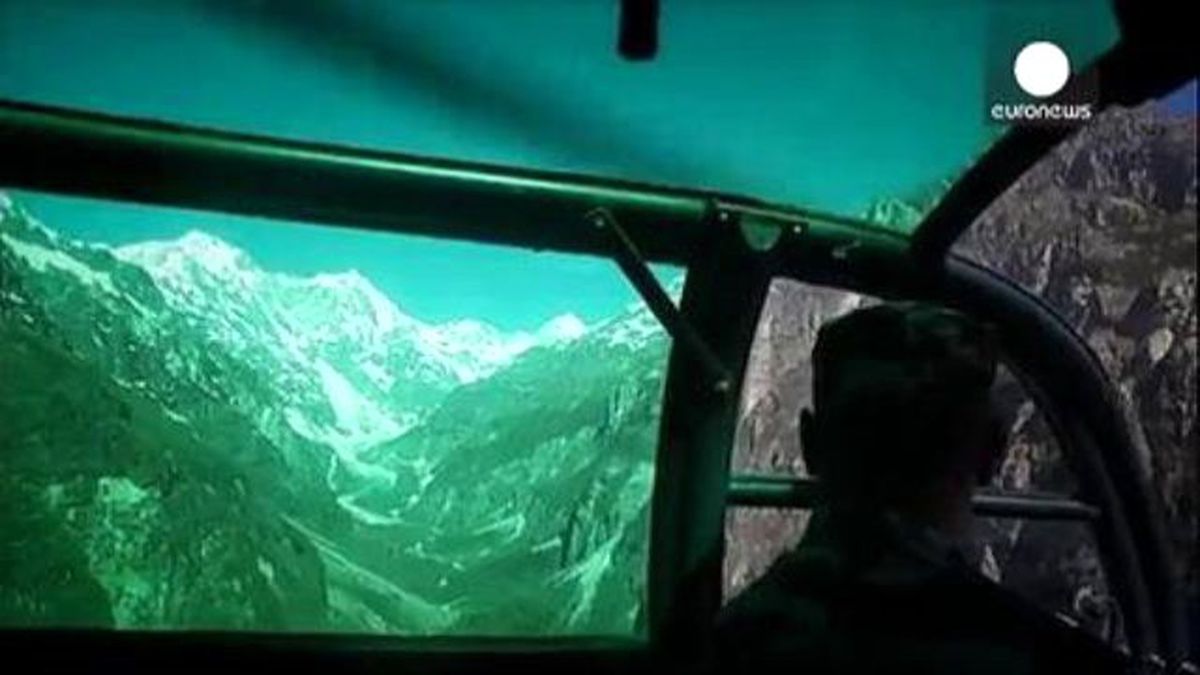 Nepal\'de Kaybolan Amerikan Ordusuna Ait Helikopterin Enkazı Bulundu