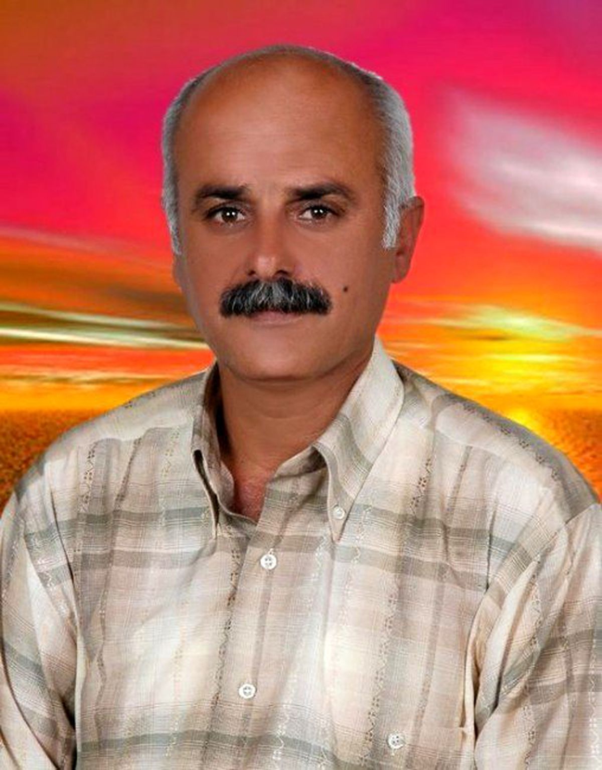 Tekel Bayii İşletmecisi, İş Yerinde Kendini Astı