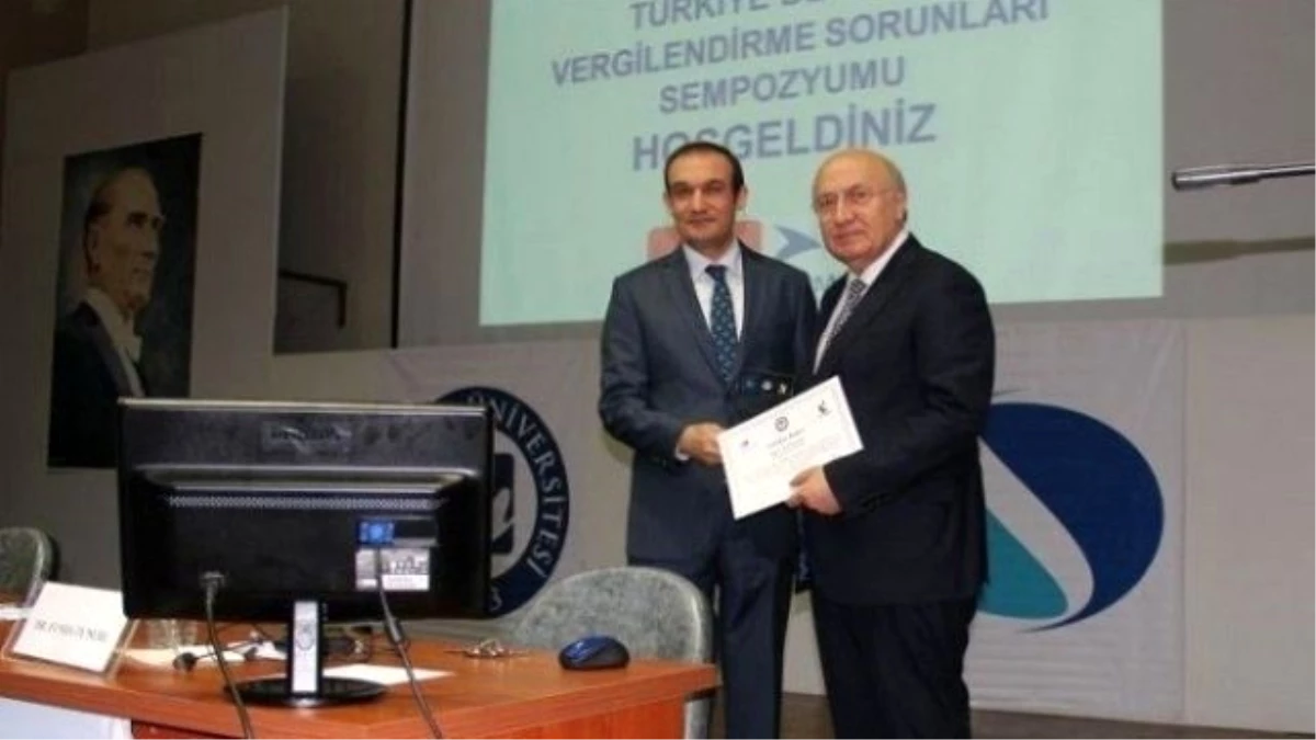 Yerel Vergilendirme Sorunları Marmara Üniversitesinde Ele Alındı
