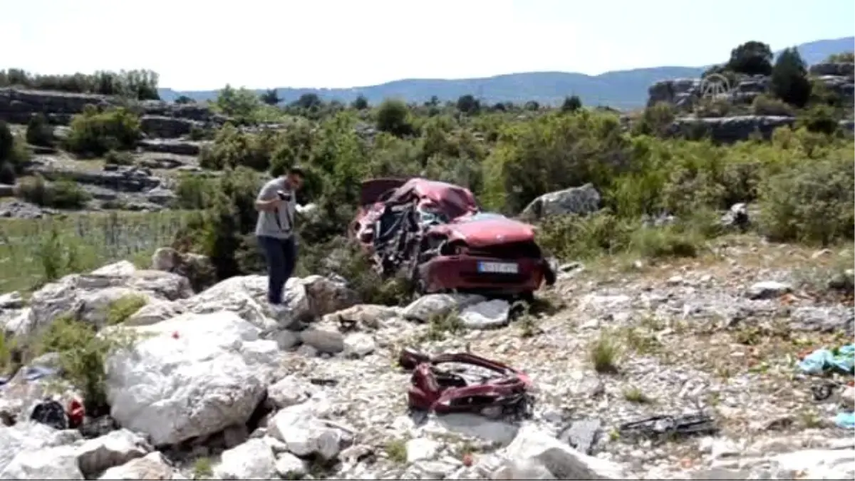 Akseki\'de Trafik Kazası; 1 Ölü, 2 Yaralı