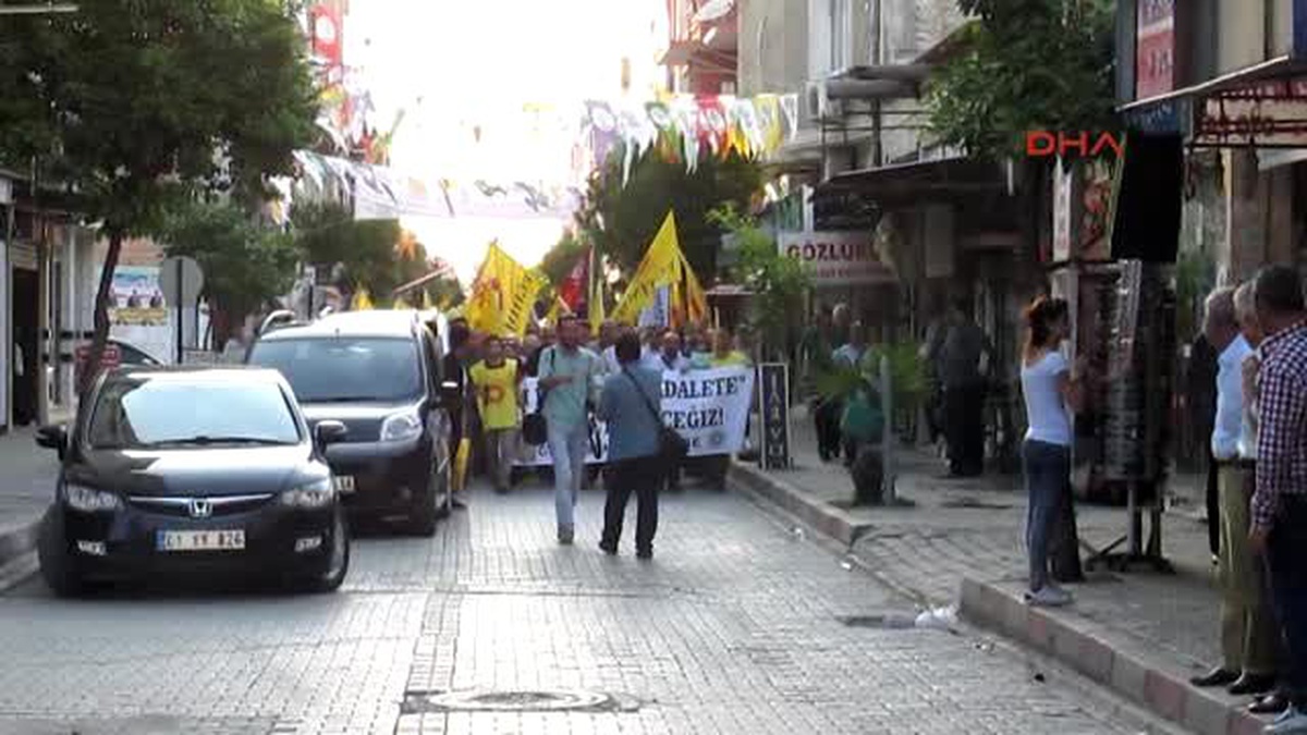 Ceyhan - 2 Öğretmenin, Cumhurbaşkanı Erdoğan\'a Hakaretten Ceza Almasına Eğitim Sen\'den Tepki