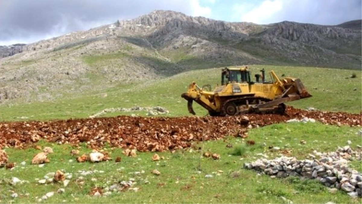 Ekinözü\'nde Yayla Yollarına Bakım Çalışması Başladı