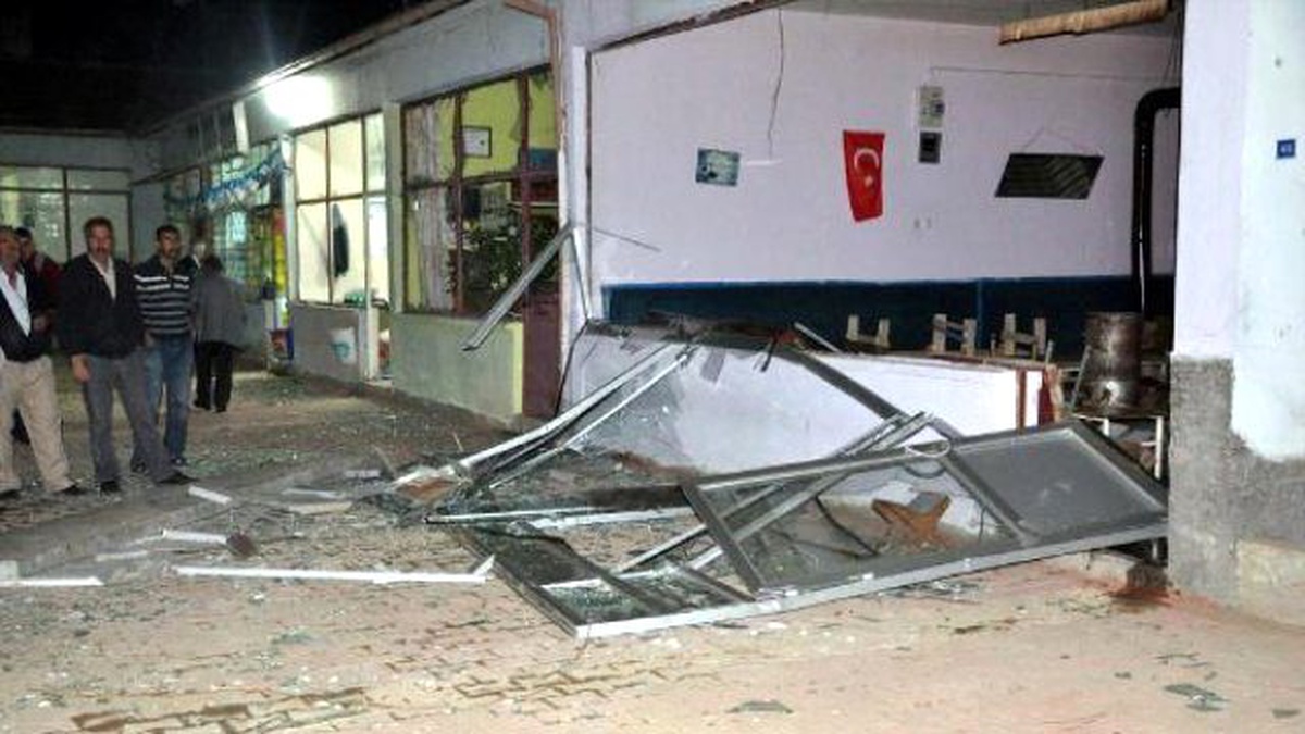 Elazığ\'da Çay Ocağında Tüp Patladı