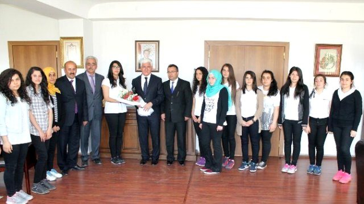 İvriz Sosyal Bilimler Lisesi\'nden Vali Koca\'ya Ziyaret