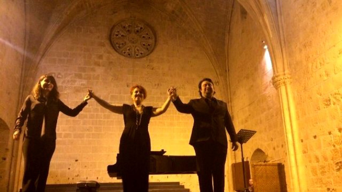 Mdob Sanatçılarından Kıbrıs\'ta Unutulmaz Konser
