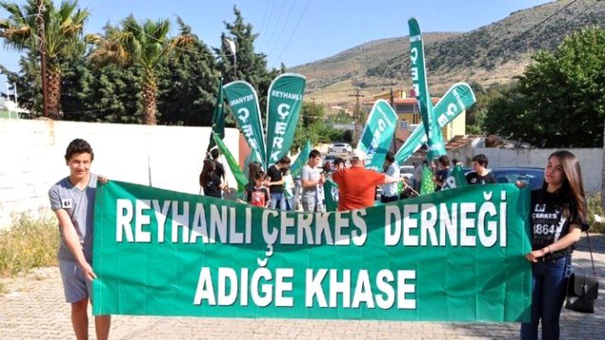 Türk ve Suriyeli Çerkesler Eylem Yaptı