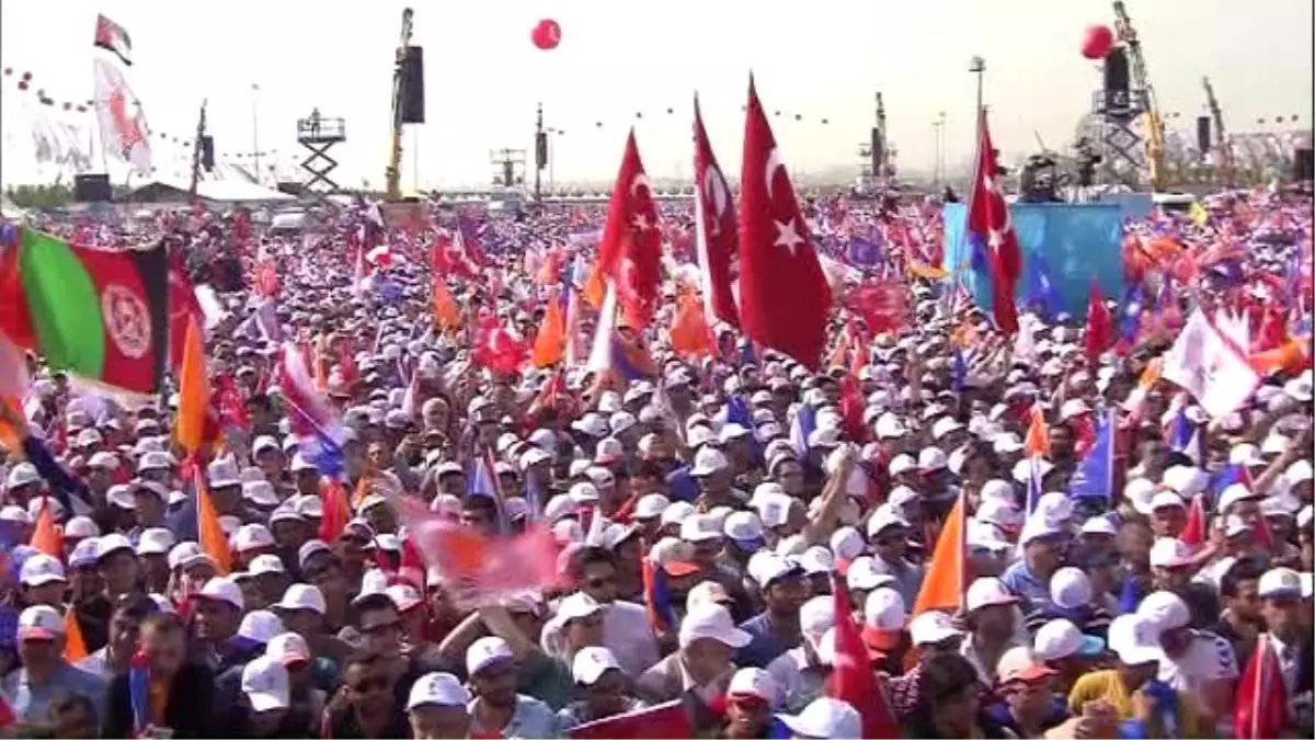 AK Parti İstanbul İl Başkanı Selim Temurci, Maltepe\'deki Mitingde Konuştu