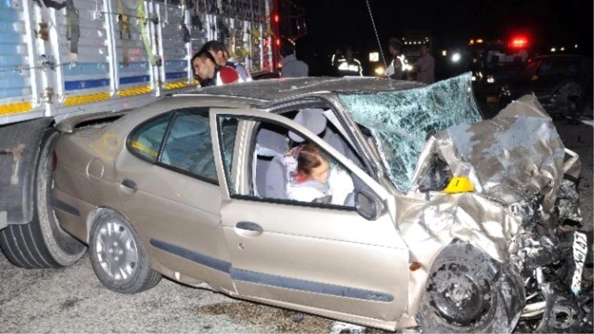 Aksaray\'da Feci Kaza: 6 Ölü, 3 Yaralı