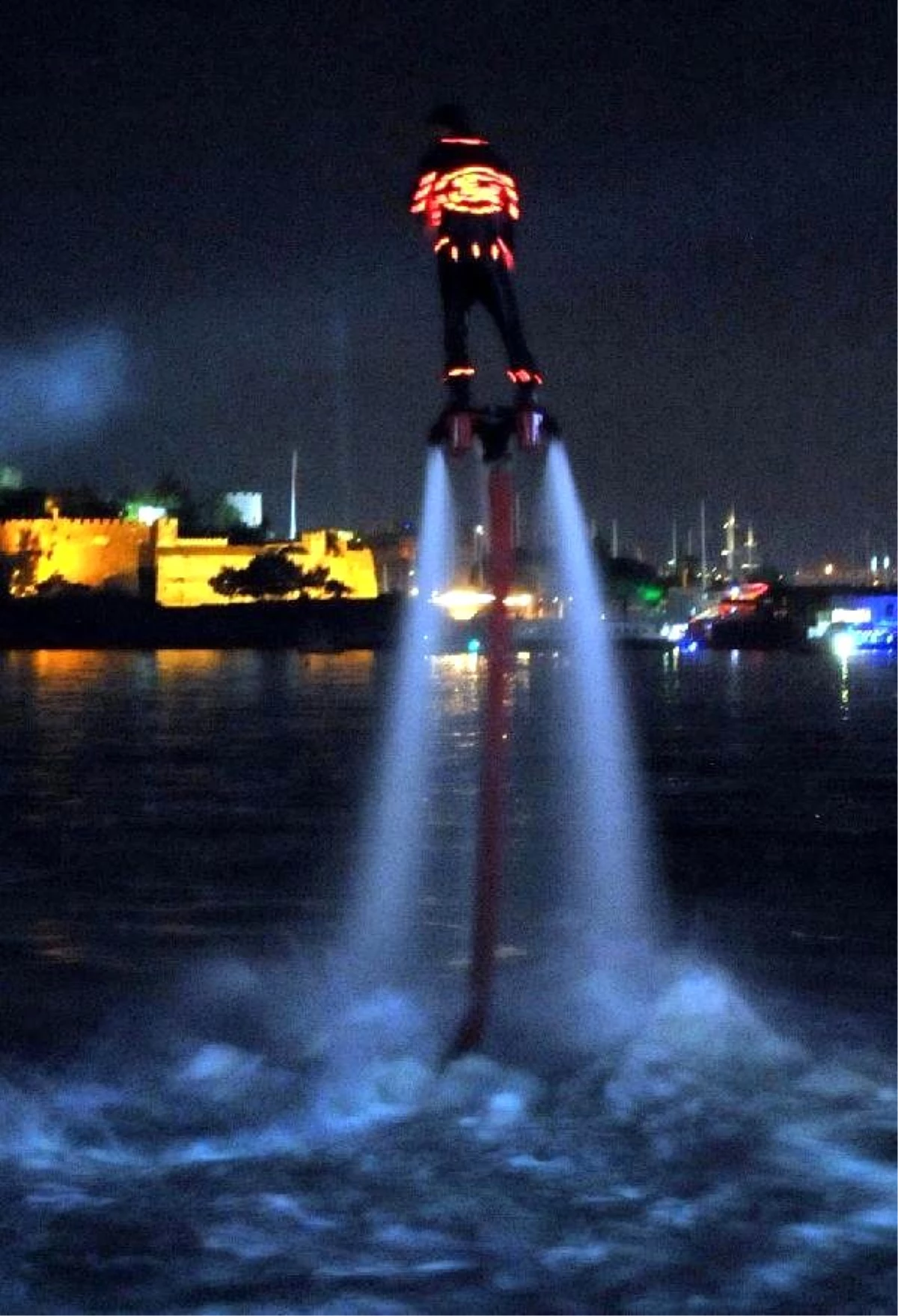 Bodrum Su Jeti ve Flyboardla Şenlendi