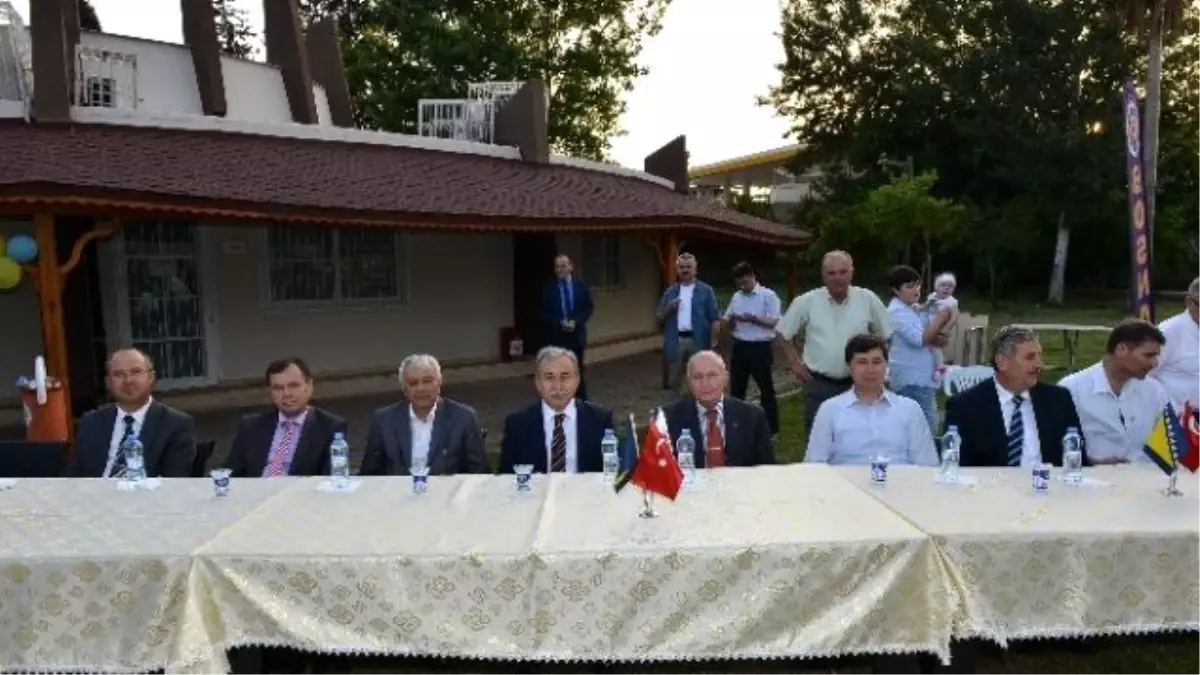 Boşnaklar Pita Festivali\'nde Gönüllerince Eğlendi